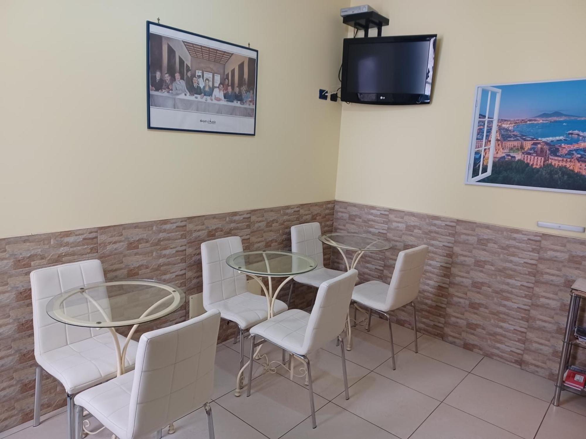 B&B Quattro Palazzi Napoli Centro エクステリア 写真