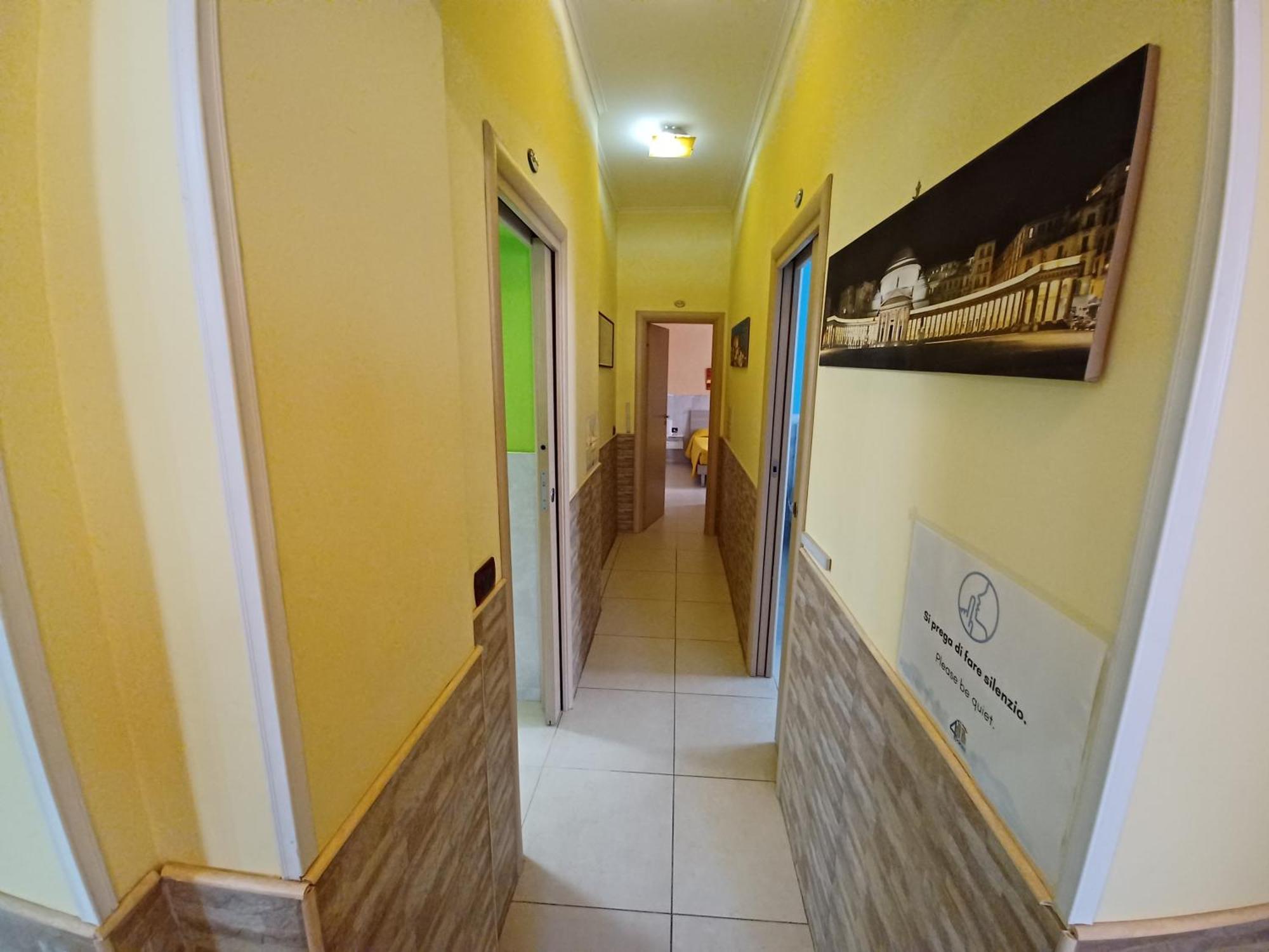 B&B Quattro Palazzi Napoli Centro エクステリア 写真